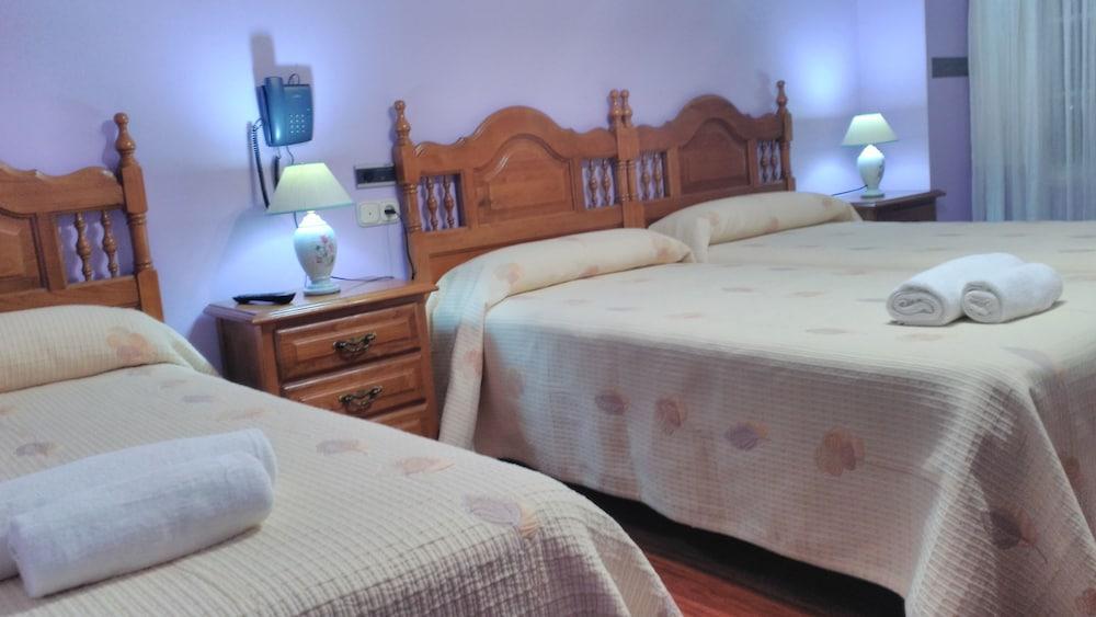 Pico Sacro II Hotel サンティアゴ・デ・コンポステーラ エクステリア 写真